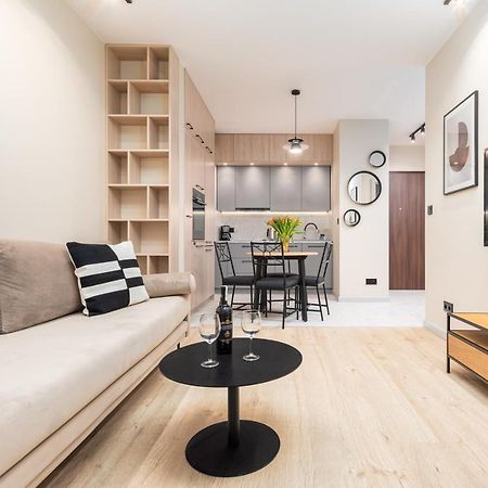 Bg Premium Apartments Mennica Residence Варшава Экстерьер фото