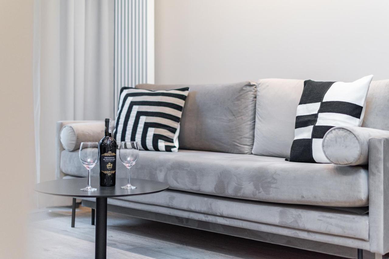 Bg Premium Apartments Mennica Residence Варшава Экстерьер фото